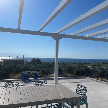 Villa Blue Cocoon - Chrani Messinia Peloponnese- Sea View 800 M From Beach Exterior photo